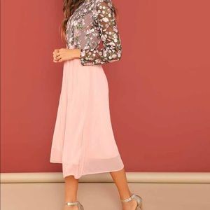 Floral mesh and chiffon pink dress